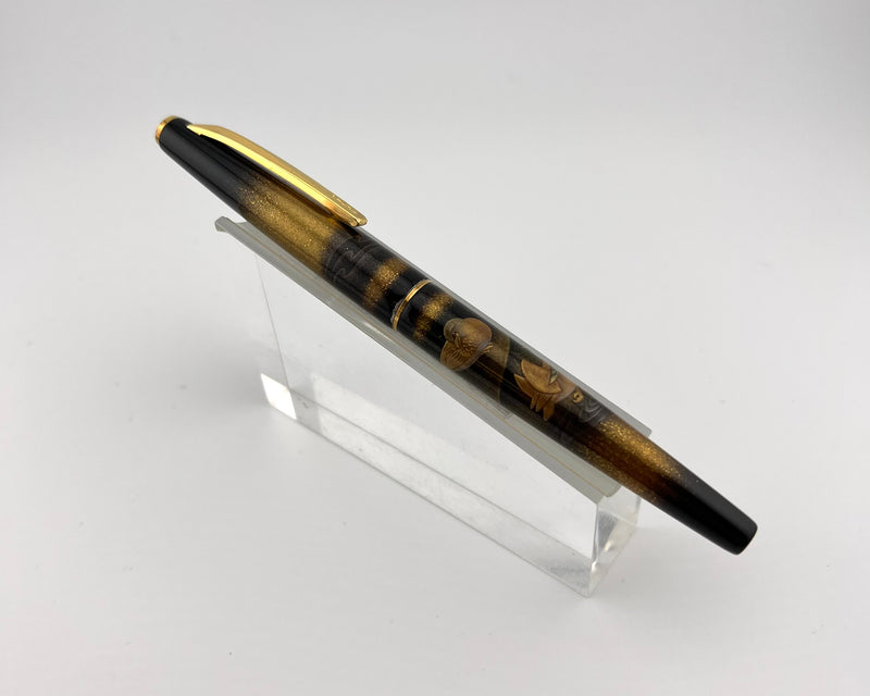 Pilot Maki-e Fountain Pen Senzansaku 18K Gold F Nib
