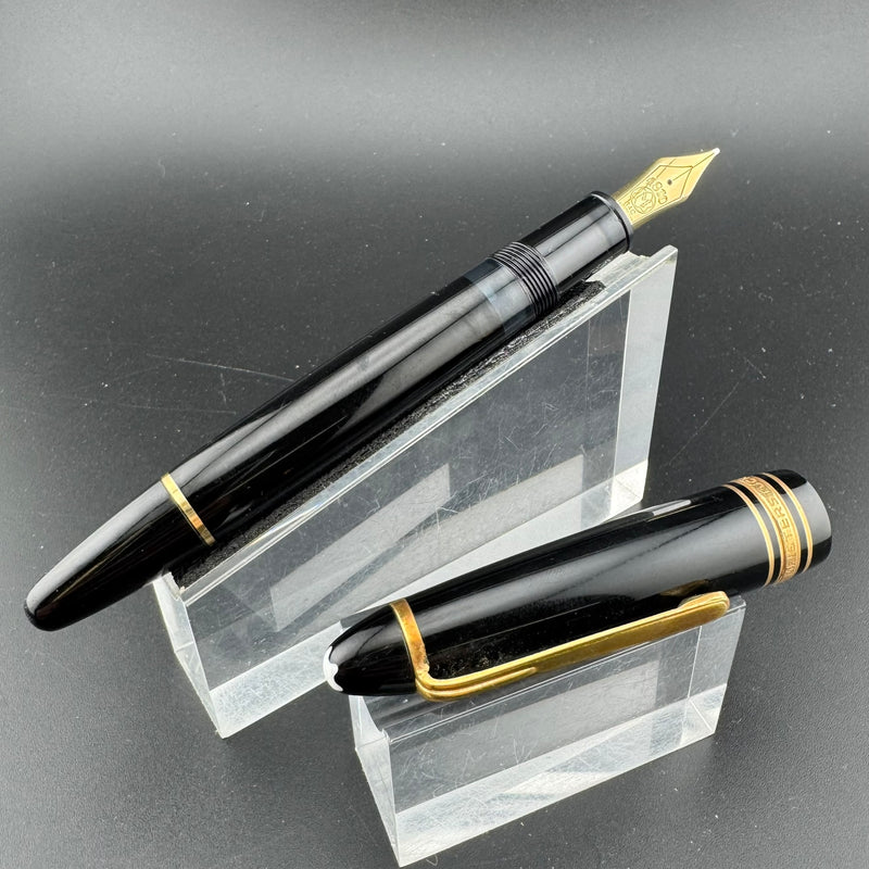 Montblanc Meisterstück No. 146 Fountain Pen 14C Fine Nib w/Box