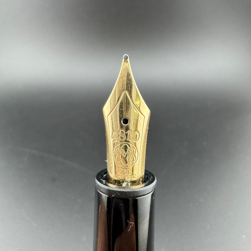 Montblanc Meisterstück No. 146 Fountain Pen 14C Gold Medium Nib Serviced