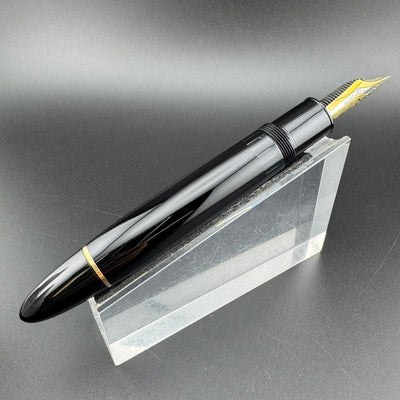 Montblanc Meisterstück No. 149 Fountain Pen 18C Tri-Color Gold Fine Nib