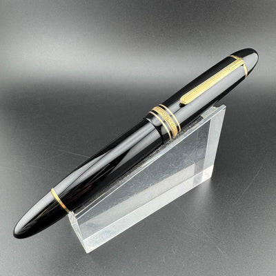 Montblanc Meisterstück No. 149 Fountain Pen 18C Tri-Color Gold Fine Nib