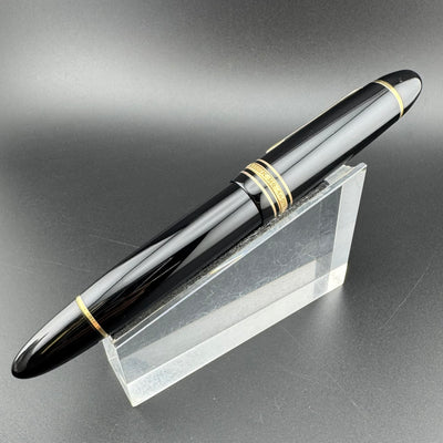 Montblanc Meisterstück No. 149 Fountain Pen 18C Tri-Color Gold Fine Nib