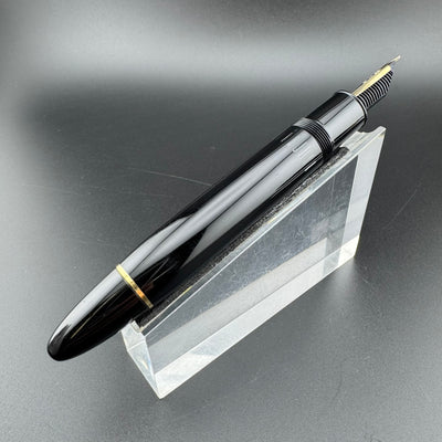 Montblanc Meisterstück No. 149 Fountain Pen 14C Gold Broad Nib Serviced