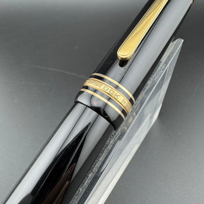 Montblanc Meisterstück No. 149 Fountain Pen 14C Gold Broad Nib Serviced