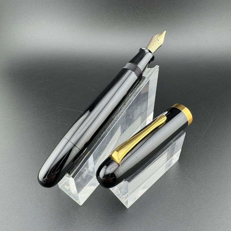 Ban-Ei Urushi Eyedropper Fountain Pen 14K Gold G.K. 60 Nib Serviced