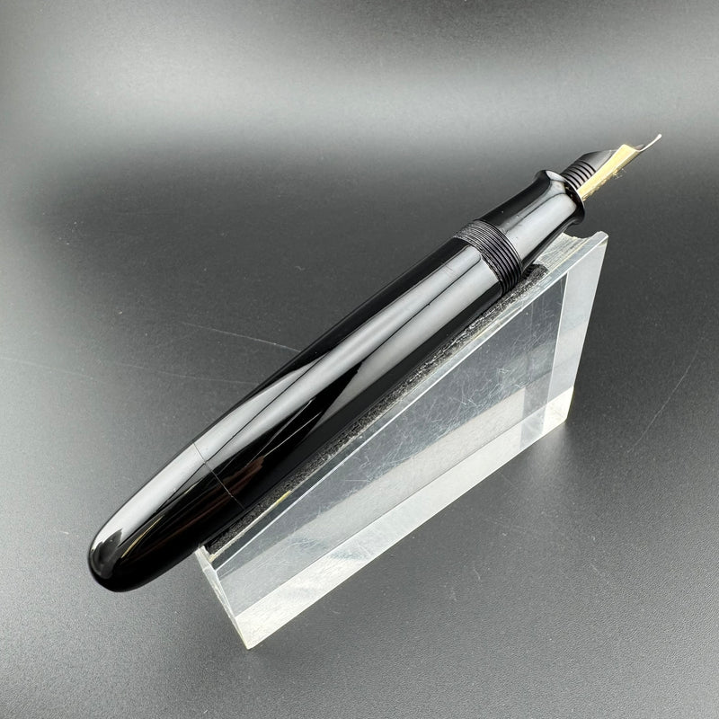 Ban-Ei Urushi Eyedropper Fountain Pen 14K Gold G.K. 60 Nib Serviced