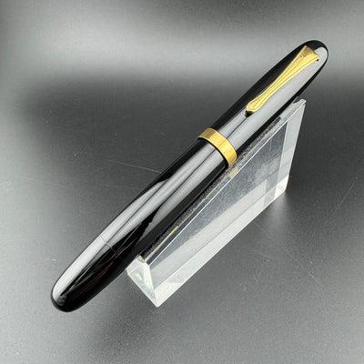 Ban-Ei Urushi Eyedropper Fountain Pen 14K Gold G.K. 60 Nib Serviced