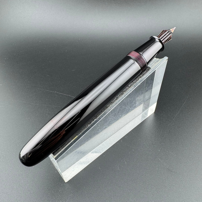 Ban-Ei Urushi Eyedropper Fountain Pen 14K Gold G.K. Nib Serviced