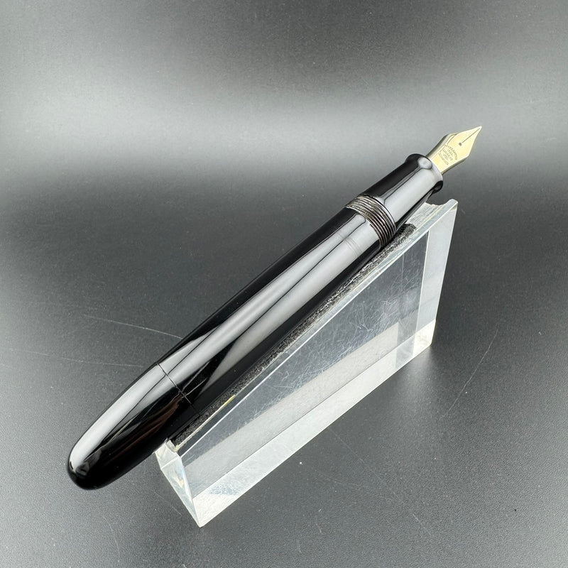 Ban-Ei Urushi Eyedropper Fountain Pen 14K Gold Sailor Nib Serviced