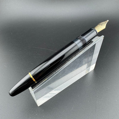 Montblanc Meisterstück No. 146 Fountain Pen 14C Broad Nib Serviced