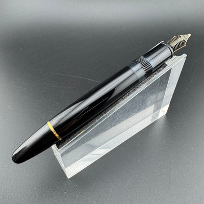 Montblanc Meisterstück No. 146 Fountain Pen 14C Broad Nib Serviced