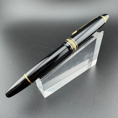 Montblanc Meisterstück No. 146 Fountain Pen 14C Broad Nib Serviced