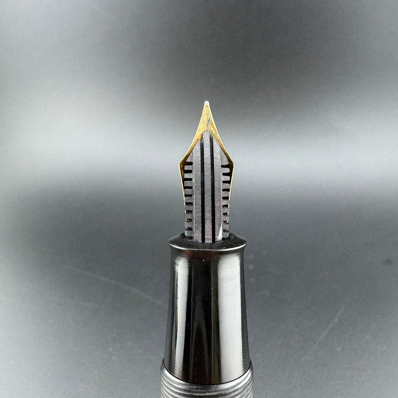 Ban-Ei 60th Anniversary L.E. Bamboo Fountain Pen 14K Gold G.K. Nib w/Box & Papers