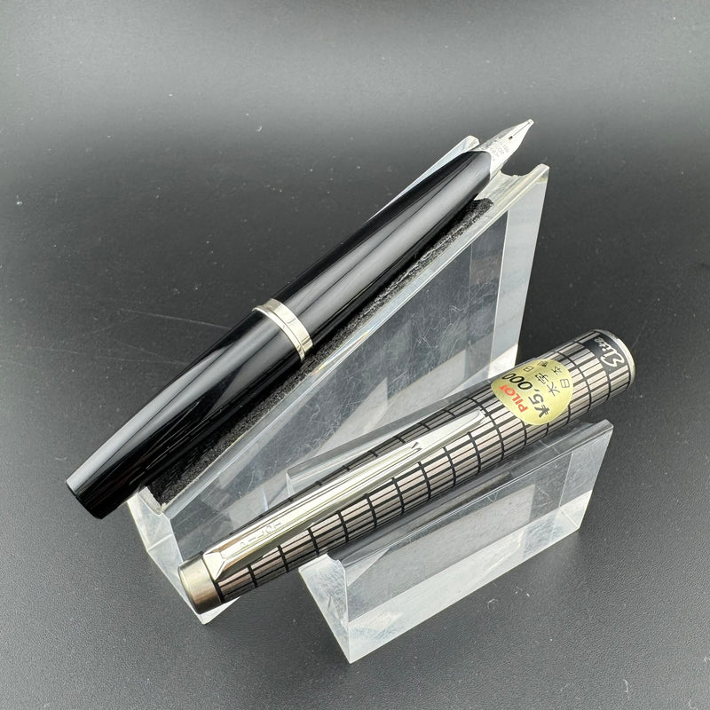 Pilot Elite ES-500 Fountain Pen Ballpoint Mech Pencil Set w/Box & Papers