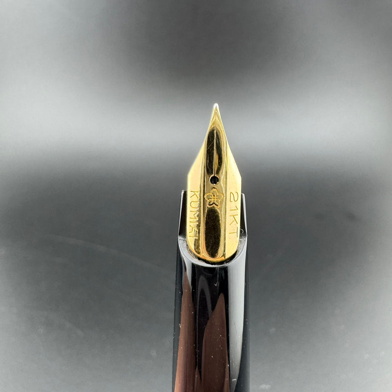 Kumiai Urushi Lacquer Pocket Fountain Pen 21K Gold Extra-Fine Nib