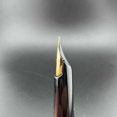 Kumiai Urushi Lacquer Pocket Fountain Pen 21K Gold Extra-Fine Nib