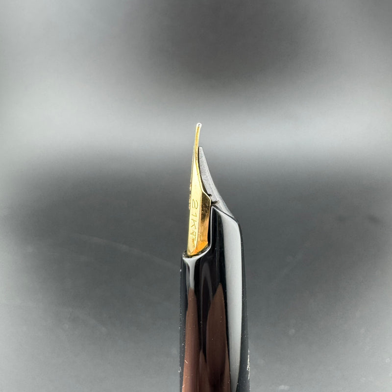 Kumiai Urushi Lacquer Pocket Fountain Pen 21K Gold Extra-Fine Nib