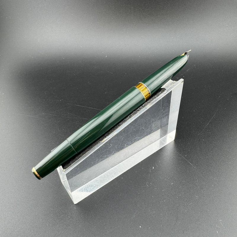 Montblanc Meisterstück No. 14 Green Fountain Pen 18C Gold Fine Nib Serviced