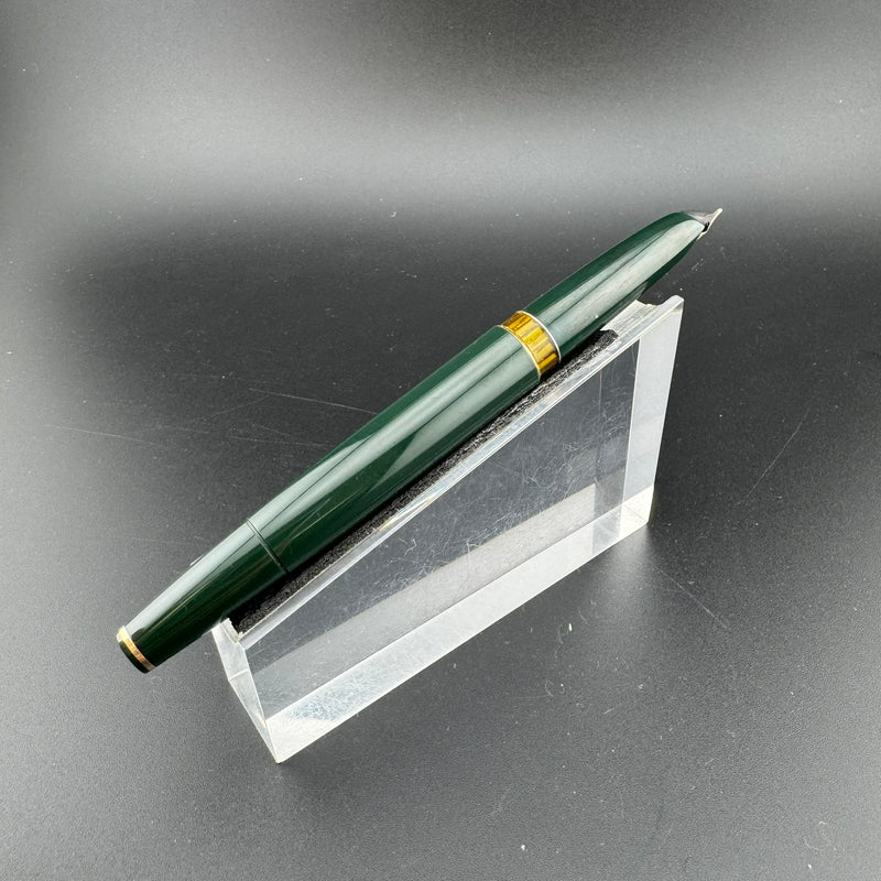 Montblanc Meisterstück No. 14 Green Fountain Pen 18C Gold Fine Nib Serviced