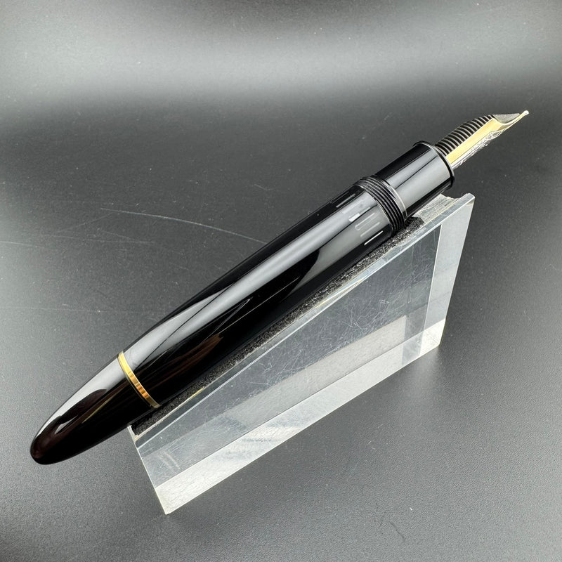 Montblanc Meisterstück No. 149 Fountain Pen 14C Gold Fine Nib Serviced