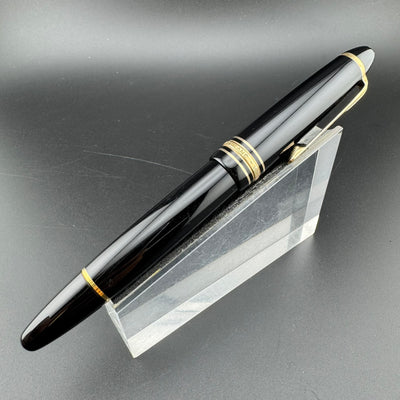 Montblanc Meisterstück No. 146 Fountain Pen 14C Gold Extra-Fine Nib Serviced
