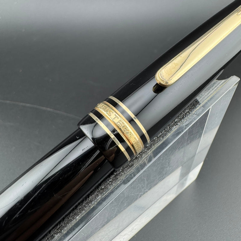Montblanc Meisterstück No. 146 Fountain Pen 14C Gold Extra-Fine Nib Serviced
