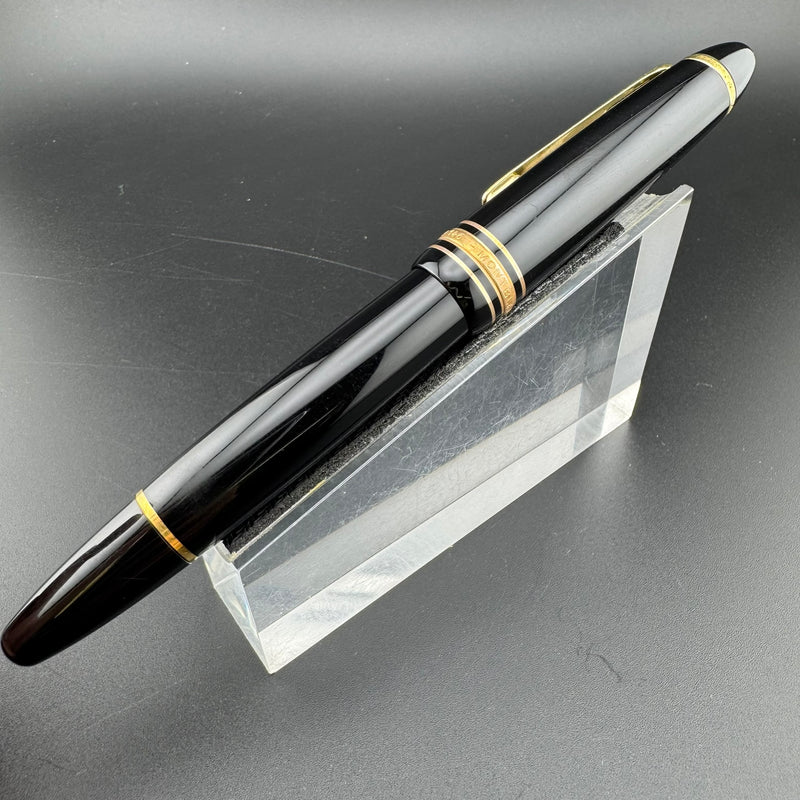 Montblanc Meisterstück No. 146 Fountain Pen 14K Gold Fine Nib Serviced