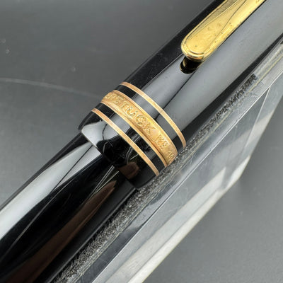 Montblanc Meisterstück No. 146 Fountain Pen 14K Gold Fine Nib Serviced