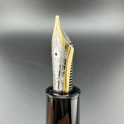Montblanc Meisterstück No. 149 Fountain Pen 14C Gold Broad Nib Serviced