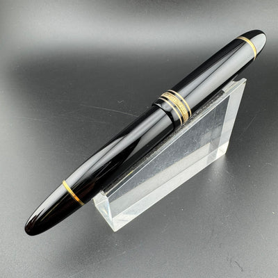 Montblanc Meisterstück No. 149 Fountain Pen 14C Gold Broad Nib Serviced