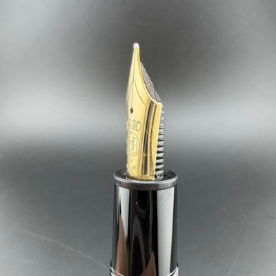 Montblanc Meisterstück No. 146 Fountain Pen 14K Gold Fine Nib Serviced