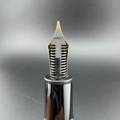 Montblanc Meisterstück No. 146 Fountain Pen 14K Gold Fine Nib Serviced