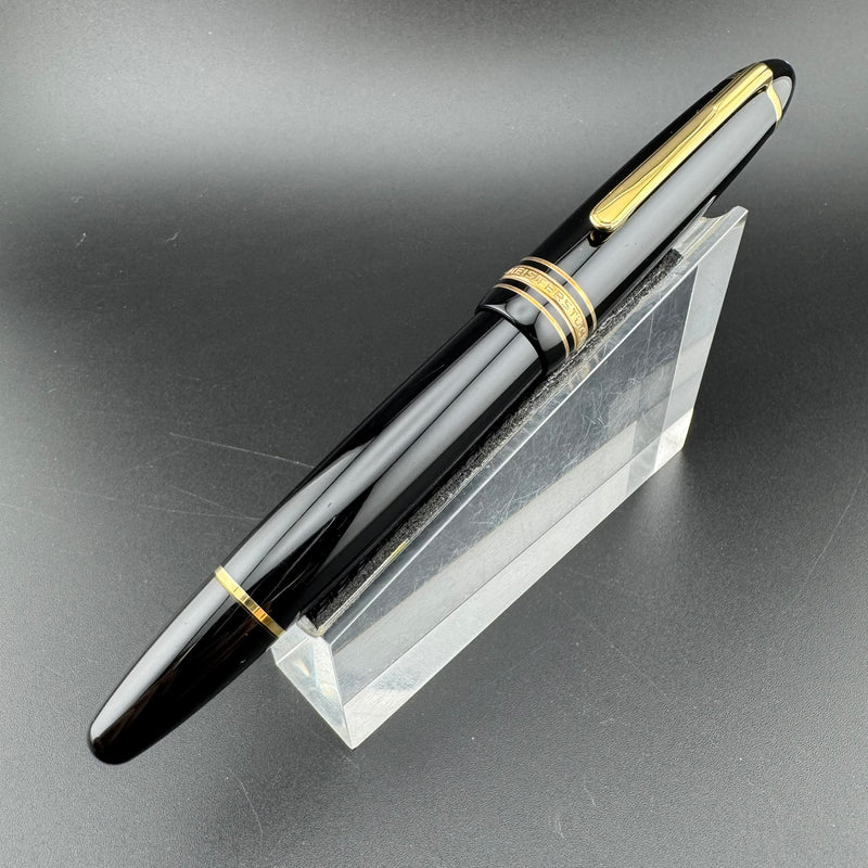 Montblanc Meisterstück No. 146 Fountain Pen 14K Gold Fine Nib Serviced