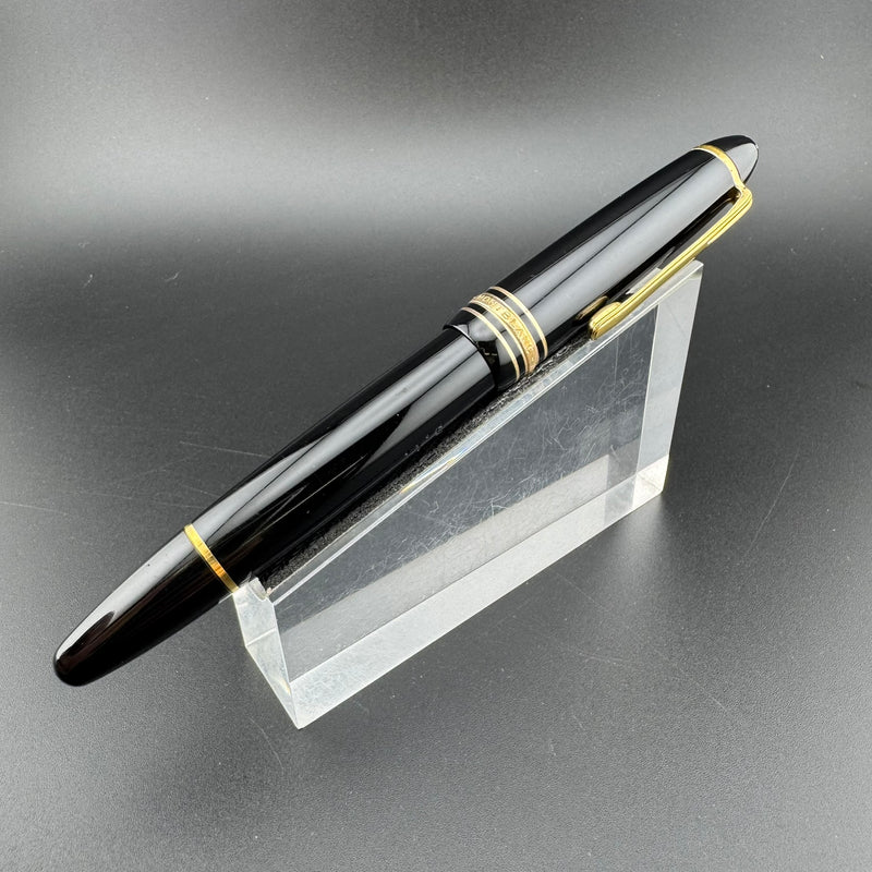 Montblanc Meisterstück No. 146 Fountain Pen 14K Gold Fine Nib Serviced