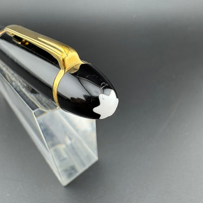Montblanc Meisterstück No. 146 Fountain Pen 14K Gold Fine Nib Serviced