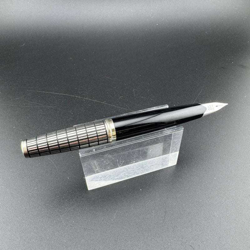 Pilot Elite Steel Checkered Pocket Fountain Pen 18K Gold F Nib Oct 1974
