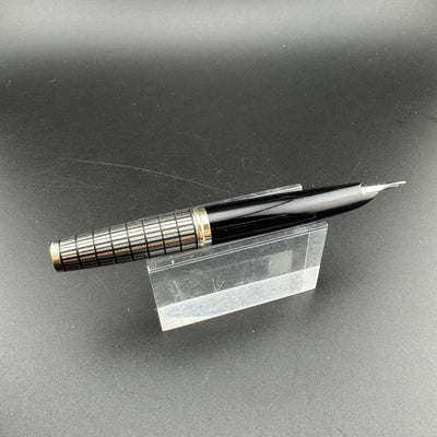Pilot Elite Steel Checkered Pocket Fountain Pen 18K Gold F Nib Oct 1974