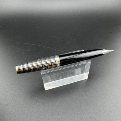 Pilot Elite Steel Checkered Pocket Fountain Pen 18K Gold F Nib Oct 1974