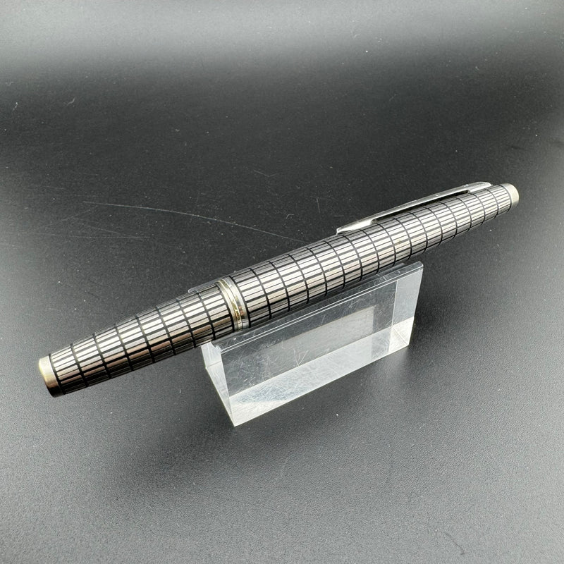 Pilot Elite Steel Checkered Pocket Fountain Pen 18K Gold F Nib Oct 1974
