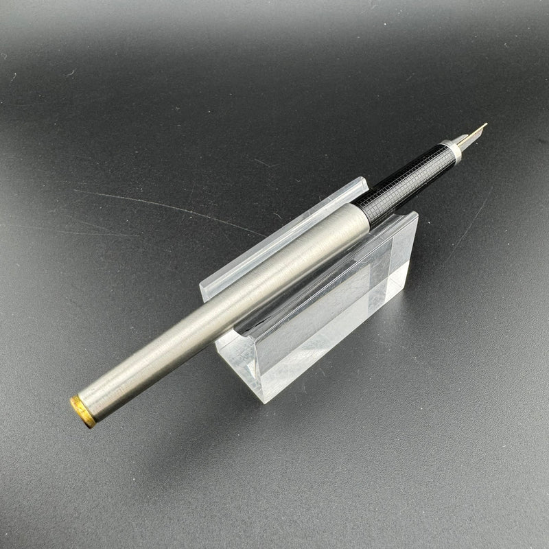 Parker 180 Flighter Brushed Steel Fountain Pen 14K Gold X/M Nib
