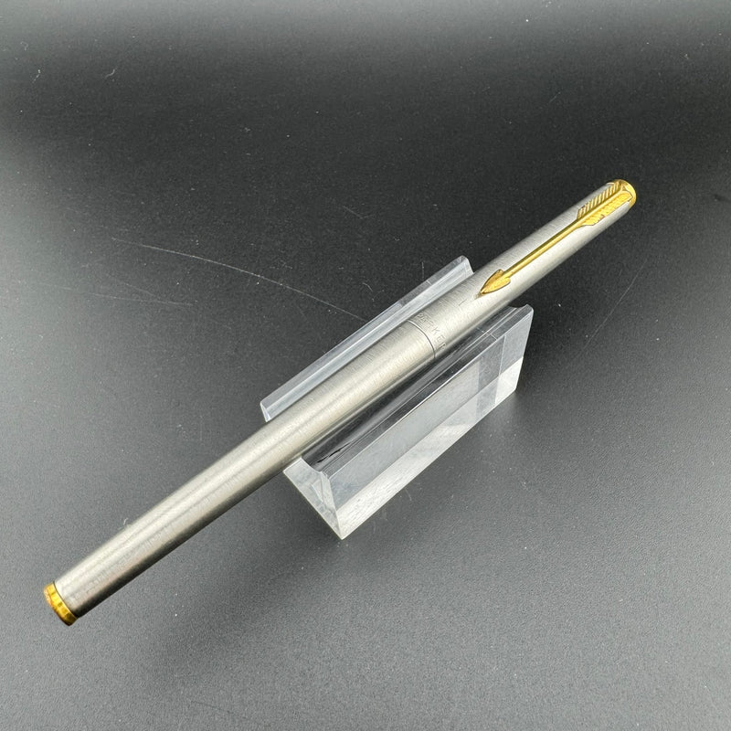 Parker 180 Flighter Brushed Steel Fountain Pen 14K Gold X/M Nib