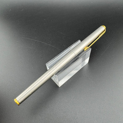 Parker 180 Flighter Brushed Steel Fountain Pen 14K Gold X/M Nib