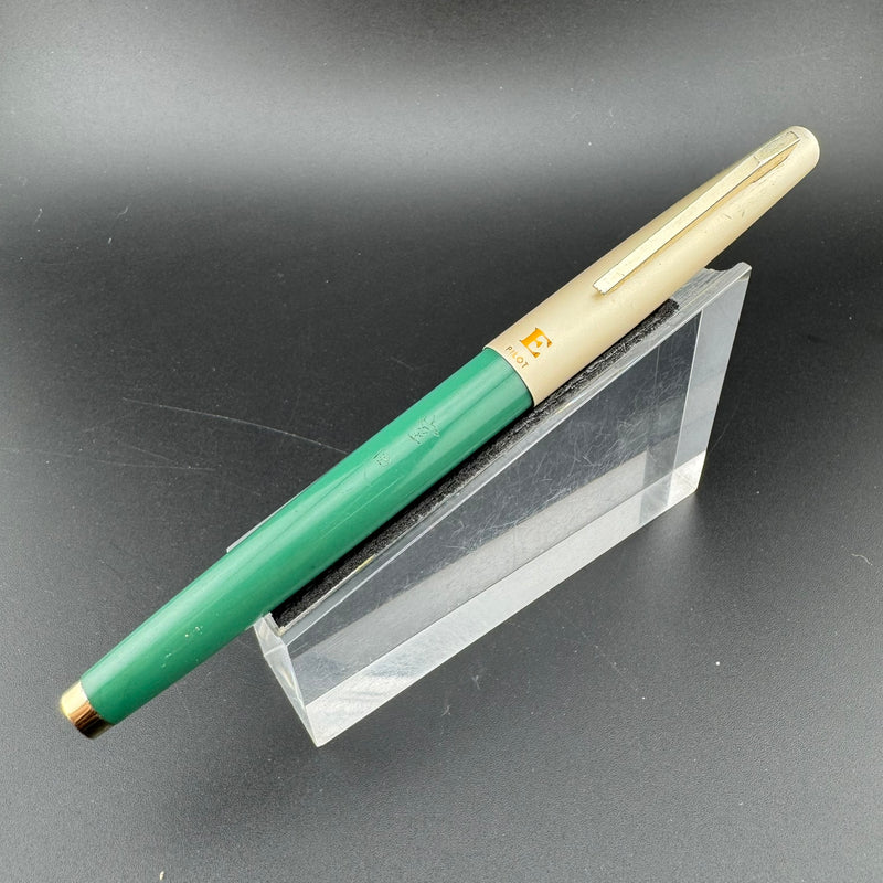 Pilot Super 200V Green Resin Fountain Pen 14K Gold Extra Fine Nib