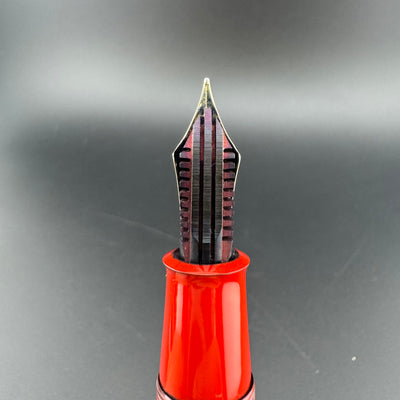 Ban-Ei Urushi Vermillion Eyedropper Fountain Pen 14K Gold G.K. Nib Serviced