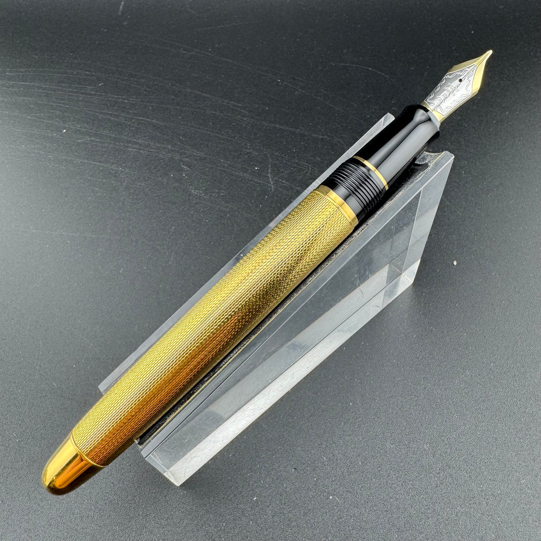 PILOT Custom 745 Gold Plated Barleycorn Fountain Pen 18K Gold