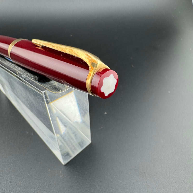 Montblanc Meisterstück No. 12 Burgundy Fountain Pen 18C Gold EF Nib Serviced