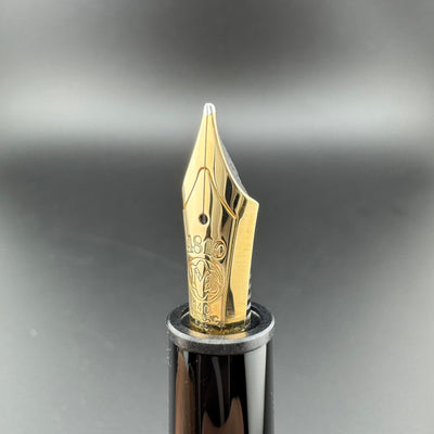 Montblanc Meisterstück No. 146 Fountain Pen 14C Medium Nib w/Box Serviced