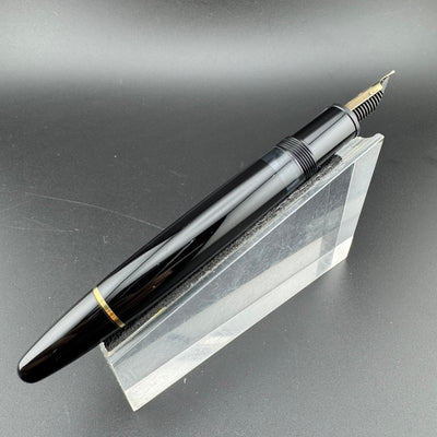 Montblanc Meisterstück No. 146 Fountain Pen 14C Medium Nib w/Box Serviced