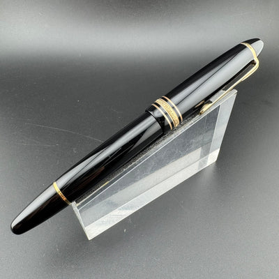 Montblanc Meisterstück No. 146 Fountain Pen 14C Medium Nib w/Box Serviced