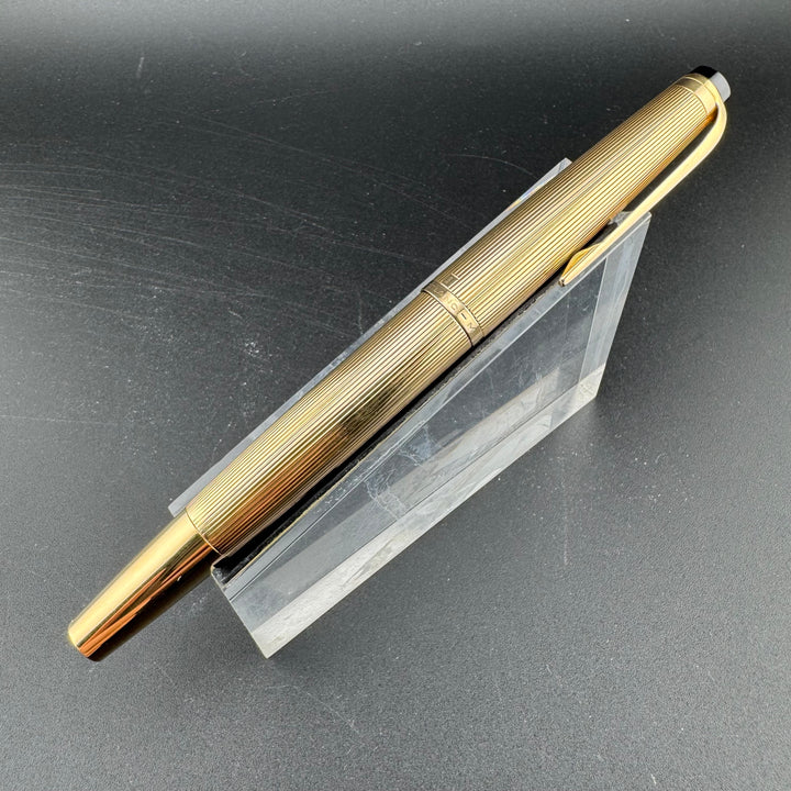 MONTBLANC Meisterstück No. 94 Solid Gold Fountain Pen 18C Gold OB